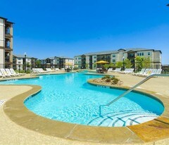 Olympus Woodbridge in Sachse, TX - Building Photo