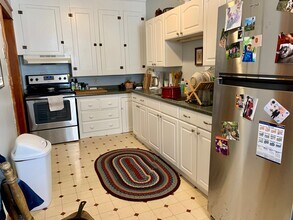 21 Fessenden St, Unit 19-1 in Portland, ME - Building Photo - Building Photo