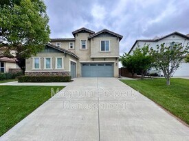 35889 Wolverine Ln in Murrieta, CA - Building Photo