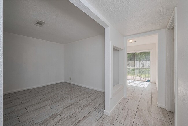 8406 Banting St in Houston, TX - Building Photo - Building Photo