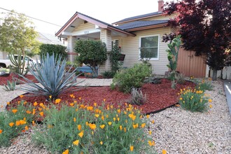 1303 N Harrison Ave in Fresno, CA - Foto de edificio - Building Photo