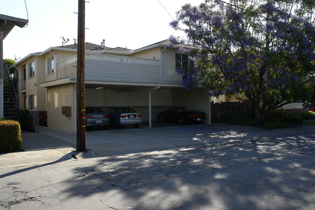 954 Fremont in Menlo Park, CA - Foto de edificio - Building Photo