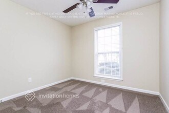 207 Park Forest Way NW in Kennesaw, GA - Foto de edificio - Building Photo