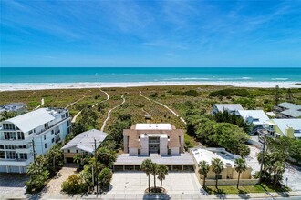 524 Beach Rd in Siesta Key, FL - Building Photo - Building Photo