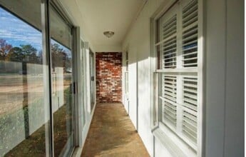 3935 Orchard Rd SE in Smyrna, GA - Building Photo - Building Photo