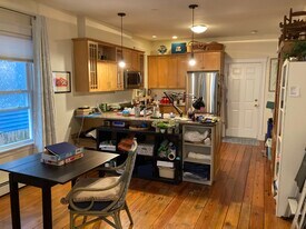 39 Magnolia Ave, Unit 1 in Cambridge, MA - Building Photo