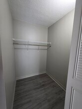 15 S Point Dr in Boston, MA - Building Photo - Building Photo