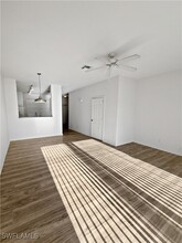 3612 Pine Oak Cir in Ft. Myers, FL - Foto de edificio - Building Photo
