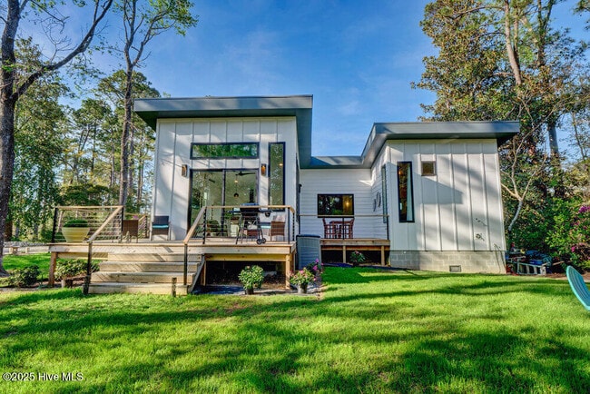 property at 7503 Anaca Point Rd