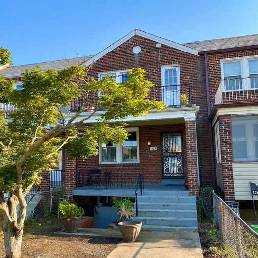property at 1523 Oates St NE