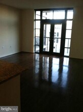 437 New York Ave NW in Washington, DC - Building Photo - Building Photo