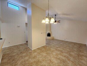 2867 Calle De Oriente in Santa Fe, NM - Building Photo - Building Photo