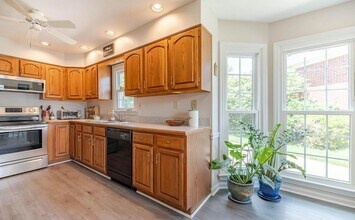 3904 Vantage Pl in Louisville, KY - Foto de edificio - Building Photo