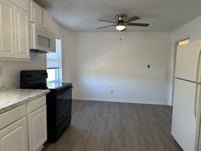 29 Holly Grove Rd in Griffin, GA - Building Photo - Building Photo