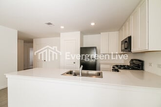 9604 NW 125th St in Yukon, OK - Building Photo - Building Photo