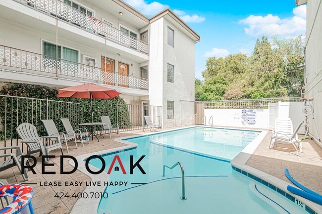 4737 Orion Ave in Los Angeles, CA - Building Photo - Building Photo