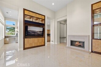 1 Stone Pine Dr in Newport Beach, CA - Building Photo - Building Photo