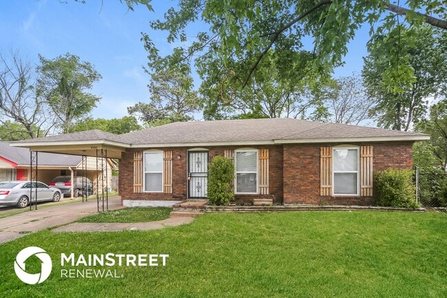 property at 4940 Clearbrook Cove