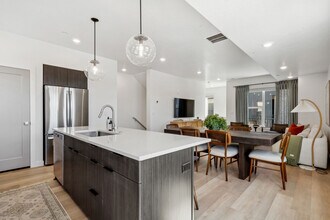 theQUINCI in Salt Lake City, UT - Foto de edificio - Building Photo