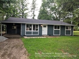 1015 Dyer Rd in Sultan, WA - Building Photo