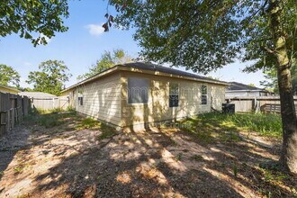 16350 Many Trees Ln in Conroe, TX - Building Photo - Building Photo
