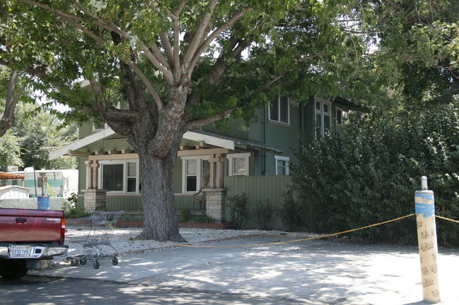 Wayside Trailer Park in Long Beach, CA - Building Photo - Building Photo