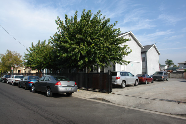 5722 Elmer Ave in North Hollywood, CA - Building Photo - Building Photo