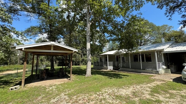 property at 318 Baletka Blvd