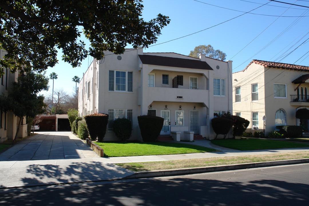 624 E Maple St in Glendale, CA - Building Photo