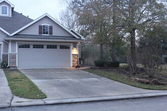 111 W Kentwick Pl in Conroe, TX - Building Photo - Building Photo