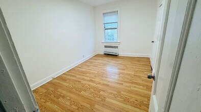 1153 Summit Ave in Jersey City, NJ - Building Photo - Building Photo