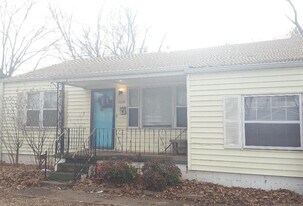 1008 S Stanley St in Stillwater, OK - Building Photo