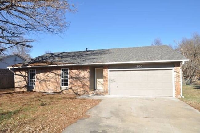 1800 E Eton St in Fayetteville, AR - Building Photo - Building Photo
