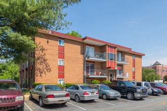Newport Terrace Apartments in Wilmington, DE - Building Photo - Building Photo