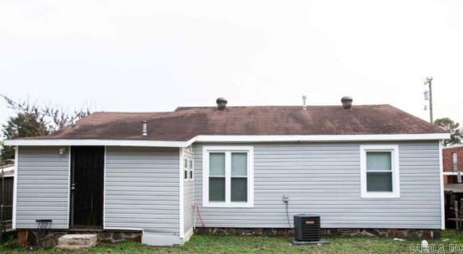 property at 7606 W 40th St
