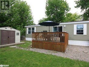 23 Georgian Glen Dr in Wasaga Beach, ON - Building Photo - Building Photo