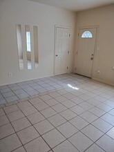 207 Water Point in Bandera, TX - Foto de edificio - Building Photo