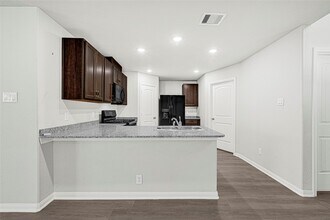 5341 Basquiat Dr in Houston, TX - Building Photo - Building Photo