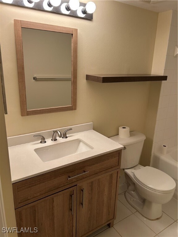 property at 1210 Wildwood Lakes Blvd