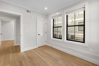 279 Lamartine St, Unit 1A in Boston, MA - Foto de edificio - Building Photo