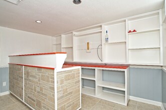 1071 Cranbrook Dr in Highland Heights, OH - Building Photo - Building Photo