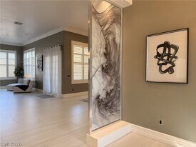 394 Highland Hills Ct in Las Vegas, NV - Building Photo