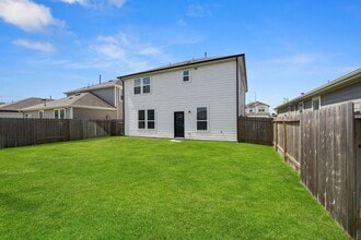 23515 Weir Box Rd in Hockley, TX - Building Photo - Building Photo