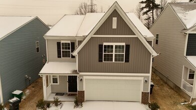 10158 Chatham Run Ln in Charlotte, NC - Building Photo - Building Photo