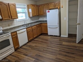 726 Luke SW Dr in Strasburg, OH - Building Photo - Building Photo