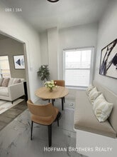 511 Serrano Ave in Los Angeles, CA - Foto de edificio - Building Photo