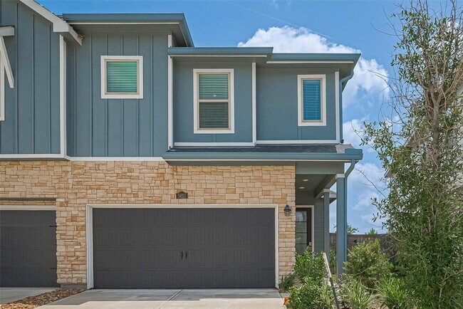 property at 5623 Foggy Vine Ct