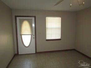 7135 Pearson Rd in Pensacola, FL - Building Photo - Building Photo