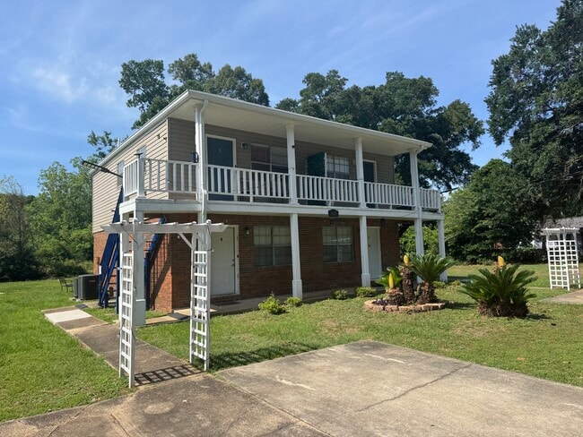 property at 1625 Rebecca St