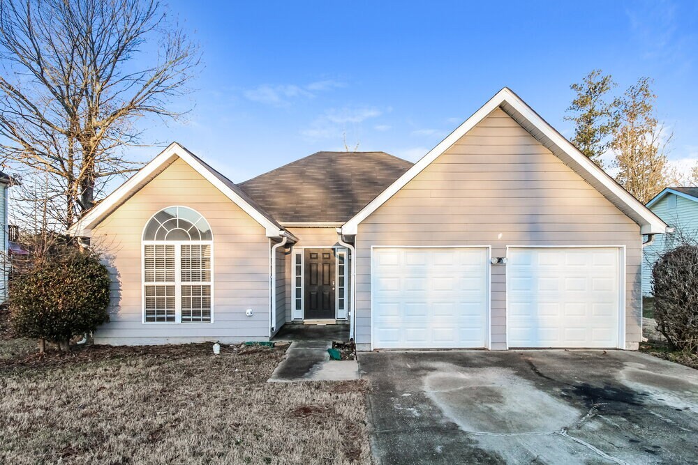 1376 Trafalgar Way in Hampton, GA - Building Photo